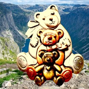 Vintage L Razza signed 1970s - 3 Bears in  pewter-copper-brass tone pin